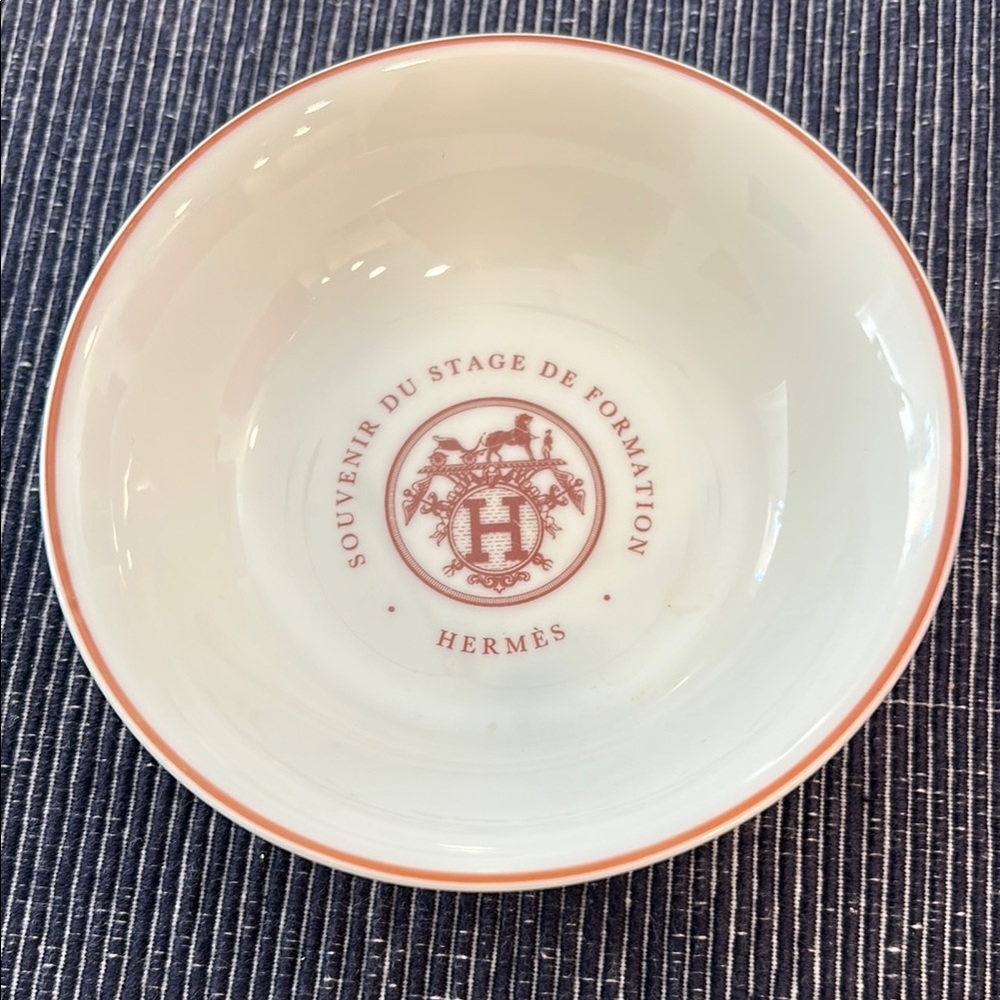 Small Hermès porcelain bowl/sauce dish that says “Souvenir du Stage Formation.”